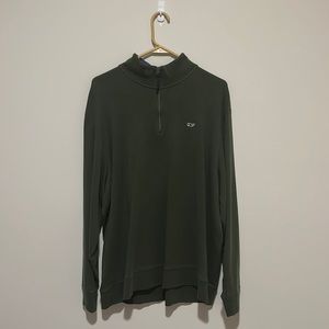 Men’s Vineyard Vines green quarter zip with blue accent collar size XL